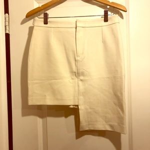 H&M asymmetric off white mini skirt sz8/ like new